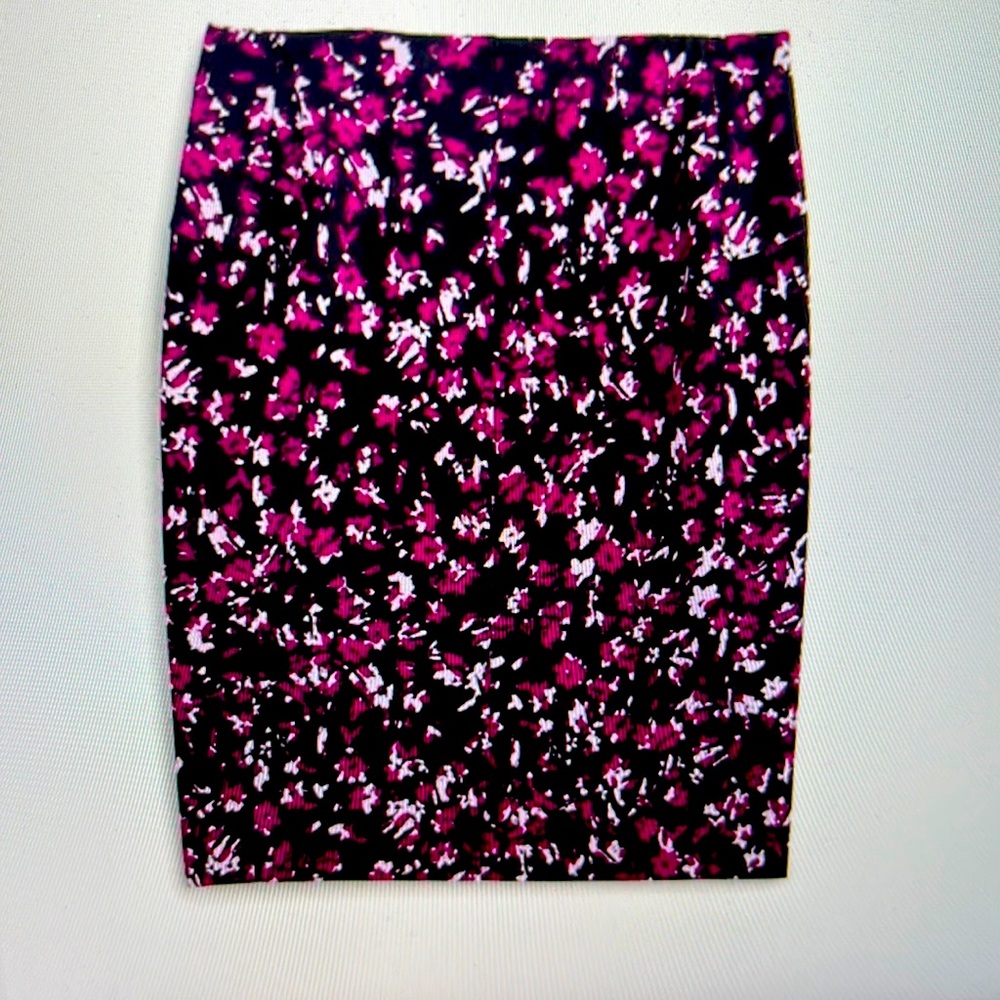 Lyase pencil skirt, stretching, Size S, worn only once